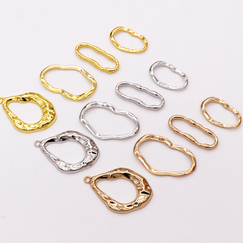 68%OFF 金属パーツ リング チャーム 50g入り ４種類ランダム封入（約15個から20個入）